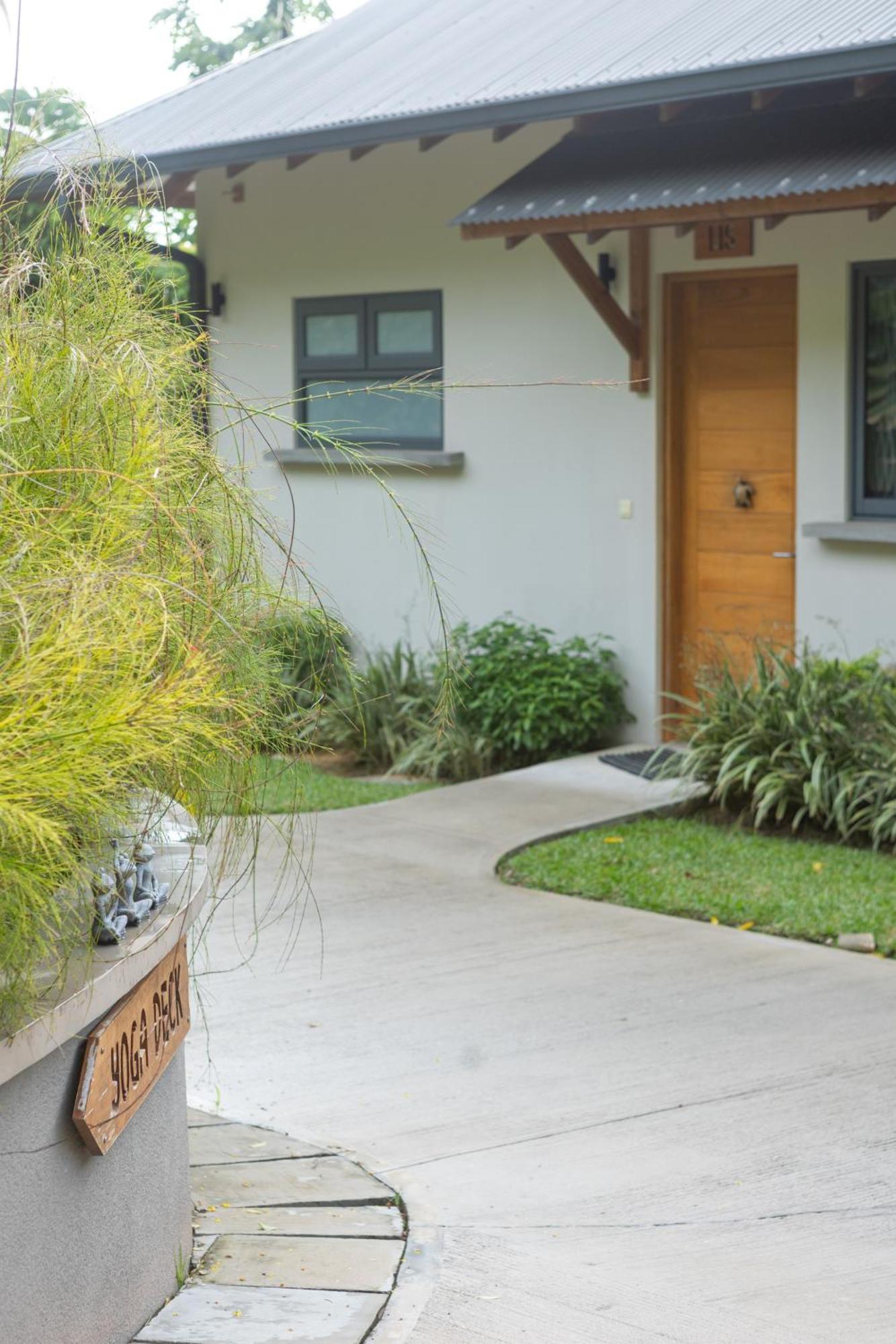 Paradise Chalets Yoga & Wellness Takamaka Ngoại thất bức ảnh